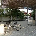 Niko With Private Swimming Pool Vila
