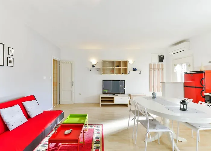 Villa Niko With Private Swimming Pool *