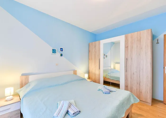 Niko With Private Swimming Pool * Zara