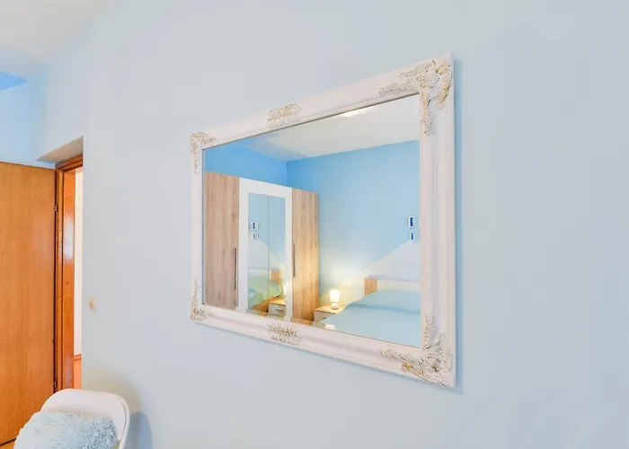 Niko With Private Swimming Pool Villa