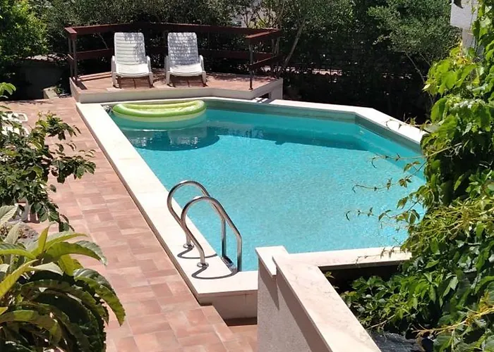 Niko With Private Swimming Pool Zadar