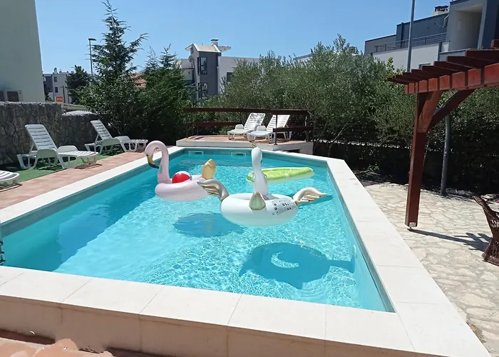 Niko With Private Swimming Pool * Zara